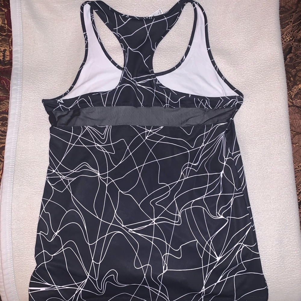 Fabletics Workout Tanktop - Picture 5 of 5